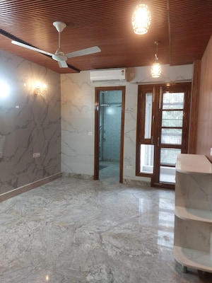 Room in 3 BHK Builder Floor at East Of Kailash – for Rent