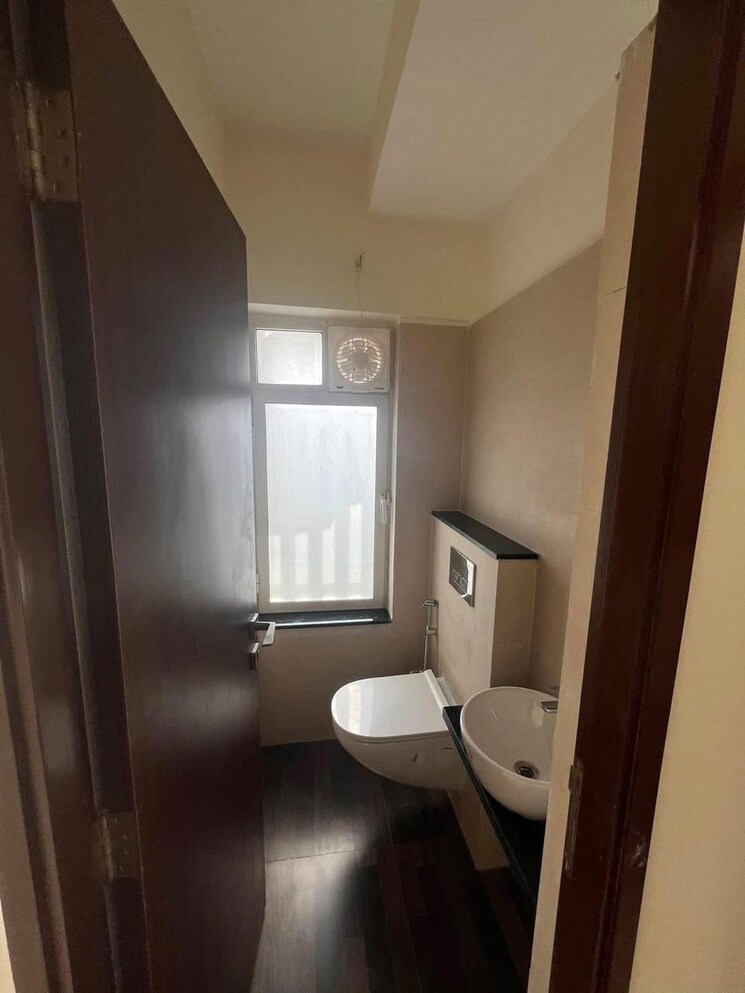 Bathroom, omkar-signet 1 Bedroom 480 Sq.Ft. Apartment In Malad East Mumbai 9460666
