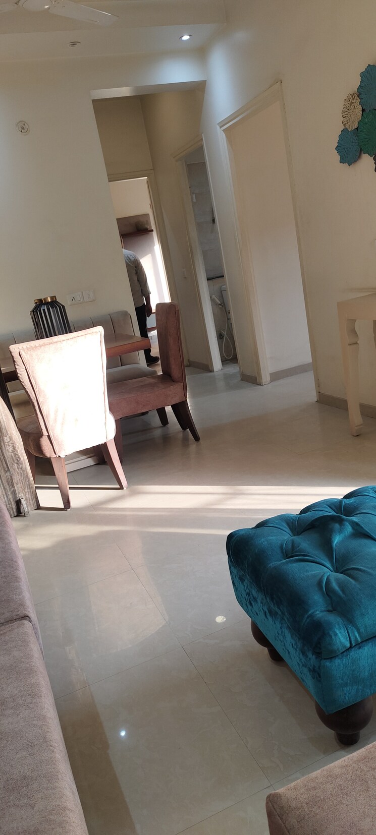 Living Room, noida central 2 Bedroom 1050 Sq.Ft. Builder Floor In Noida Central Noida 9460679