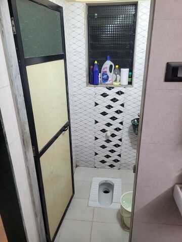Bathroom in 1 BHK Apartment at Sankalp Raghu Anand CHS, Panch Pakhadi – for Rent