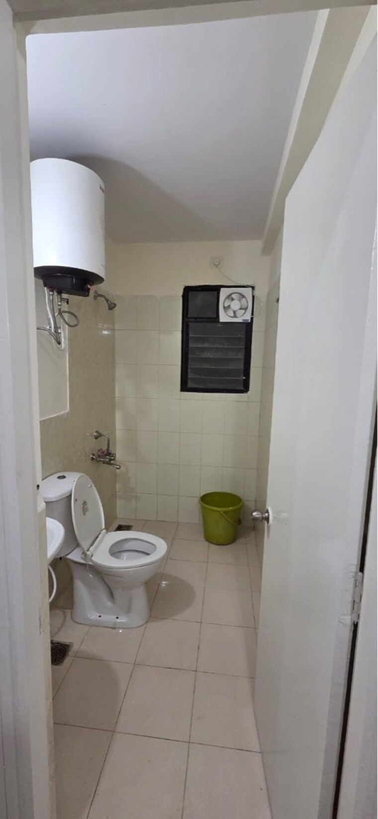 Bathroom, provident-welworth-city 3 Bedroom 1075 Sq.Ft. Apartment In Yelahanka Bangalore 9460697
