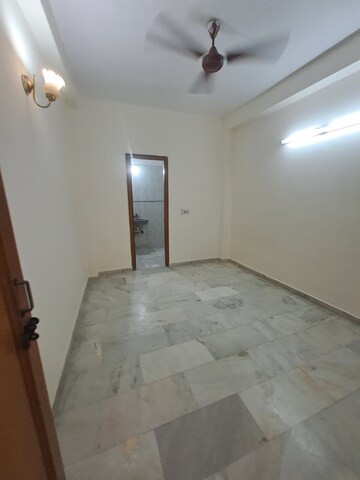 Room in 2 BHK Builder Floor at Malviya Nagar – for Rent