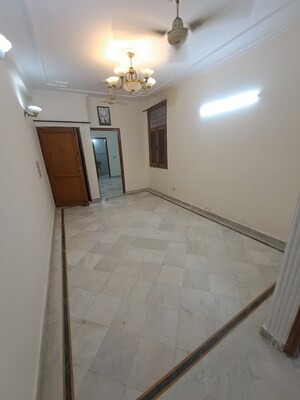 Room in 2 BHK Builder Floor at Malviya Nagar – for Rent