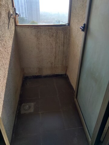 Furnished Amenities in 1 BHK Apartment at Lodha Splendora, Ghodbunder Road – for Rent