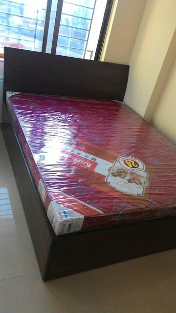 Bedroom in 2 BHK Apartment at Raheja Sherwood, Goregaon East – for Rent