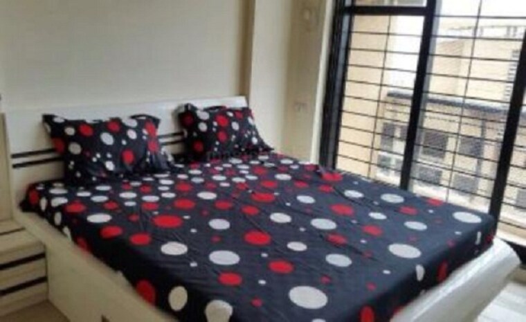  Parking, raheja-sherwood 2 Bedroom 755 Sq.Ft. Apartment In Goregaon East Mumbai 9460743