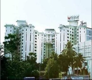 3 BHK Apartment – Exterior View View at Raheja Sherwood, Goregaon East - for Rent