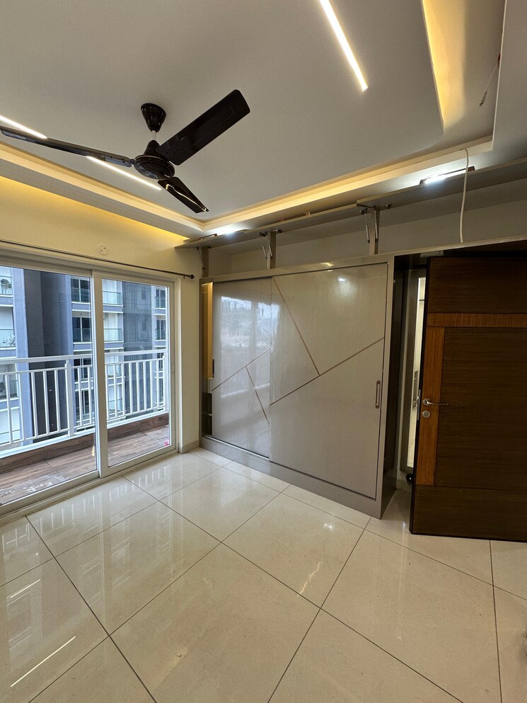 Living Room, prestige-beverly-hills 3 Bedroom 1796 Sq.Ft. Apartment In Kokapet Hyderabad 9460757