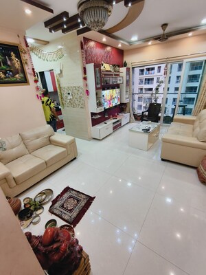 2 BHK Apartment For Sale in Rustomjee Urbania Azziano, Thane West