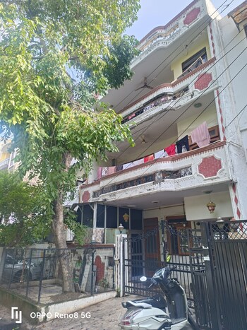 6+ BHK House for Sale in Sector 15, Noida