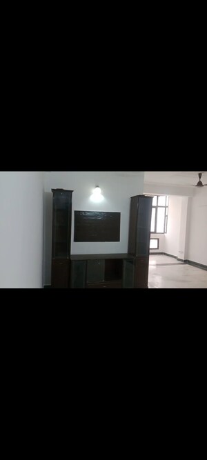 Room in 2.5 BHK Apartment at Arihant Residency, Ahinsa Khand 2 – for Sale