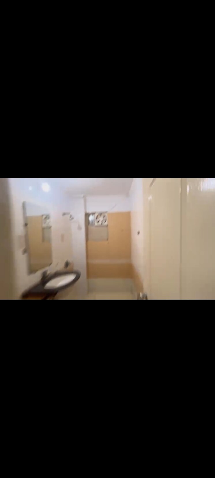 Bathroom, niho-jasmine-scottish-garden 2 Bedroom 1075 Sq.Ft. Apartment In Ahinsa Khand 2 Ghaziabad 9460778