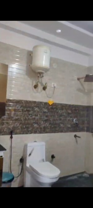 Furnished Amenities in 4 BHK Builder Floor at A and M Shakti Plaza, Shakti Khand Iii – for Rent