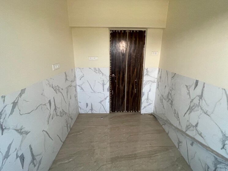 Room, kurla west 4 Bedroom 1200 Sq.Ft. Apartment In Kurla West Mumbai 9460792
