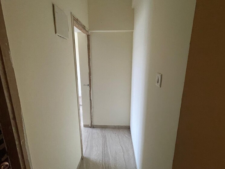 Bathroom, kurla west 4 Bedroom 1200 Sq.Ft. Apartment In Kurla West Mumbai 9460792