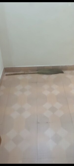 Furnished Amenities in 2 BHK Apartment at Pragati CHS Chembur, Chembur – for Rent