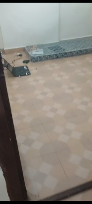 Furnished Amenities in 2 BHK Apartment at Pragati CHS Chembur, Chembur – for Rent