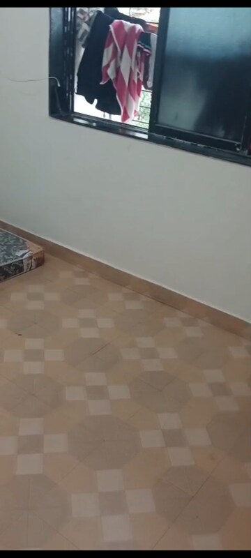 Furnished Amenities in 2 BHK Apartment at Pragati CHS Chembur, Chembur – for Rent