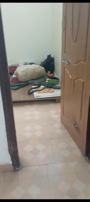 Bedroom in 2 BHK Apartment at Pragati CHS Chembur, Chembur – for Rent