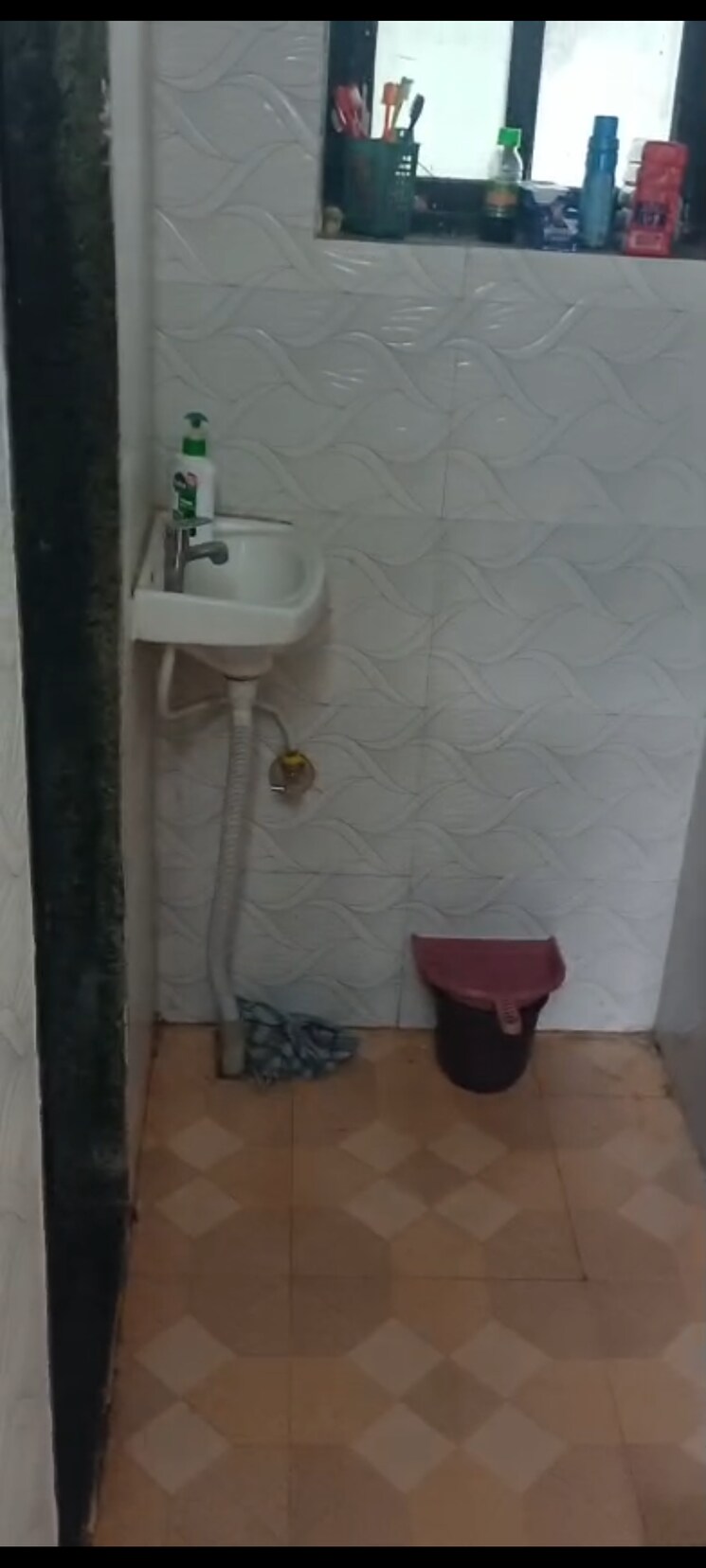 Bathroom, pragati-chs-chembur 2 Bedroom 750 Sq.Ft. Apartment In Chembur Mumbai 9460800