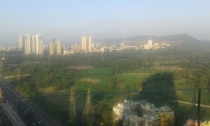 Plot Area in 4 BHK Apartment at Lodha Fiorenza, Goregaon East – for Rent