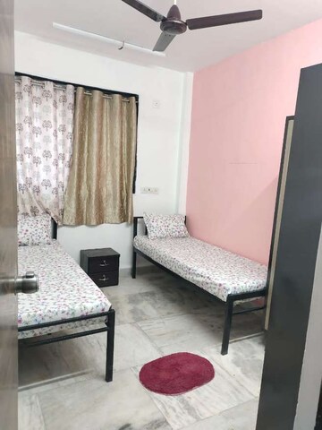 Room in  Pg at Jb Nagar – for Rent