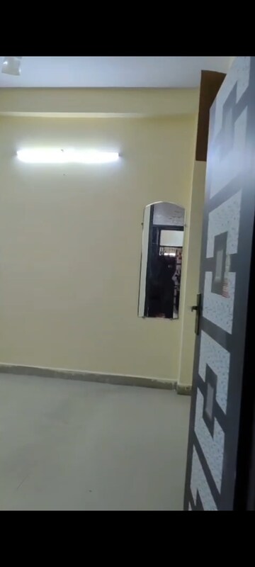 Furnished Amenities in 3 BHK Builder Floor at Maya Homes, Indrapuram – for Rent