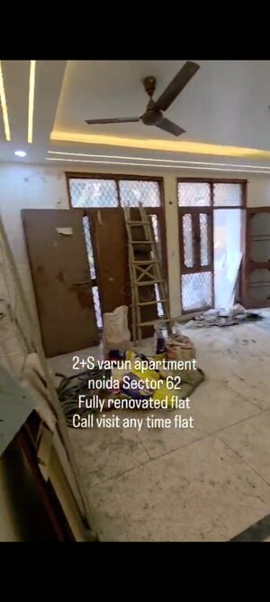 Staircase in 2.5 BHK Apartment at Varun Apartment Noida, Sector 62 – for Sale