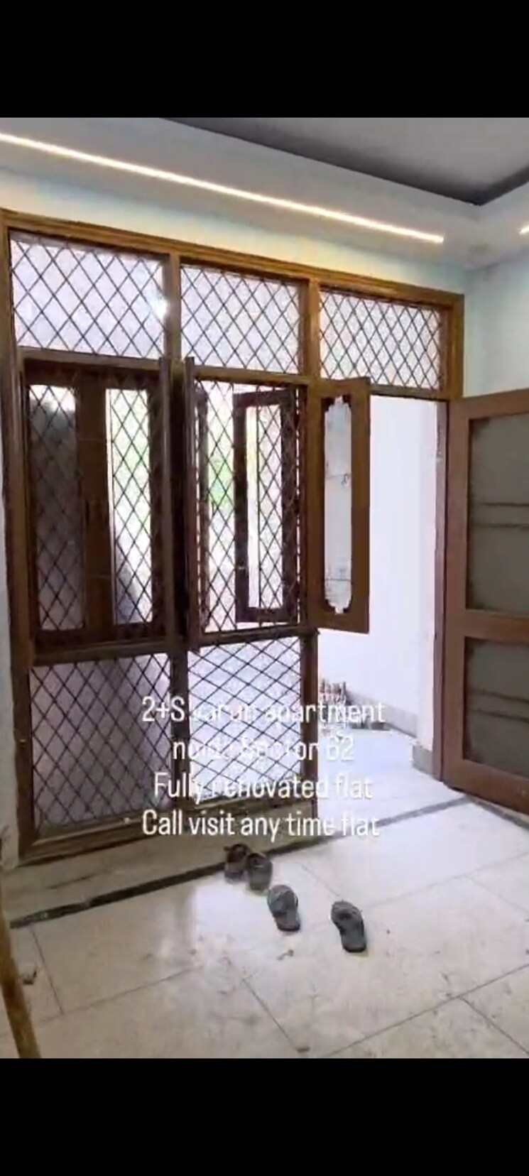 Room, varun-apartment-noida 2.5 Bedroom 1225 Sq.Ft. Apartment In Sector 62 Noida 9460846