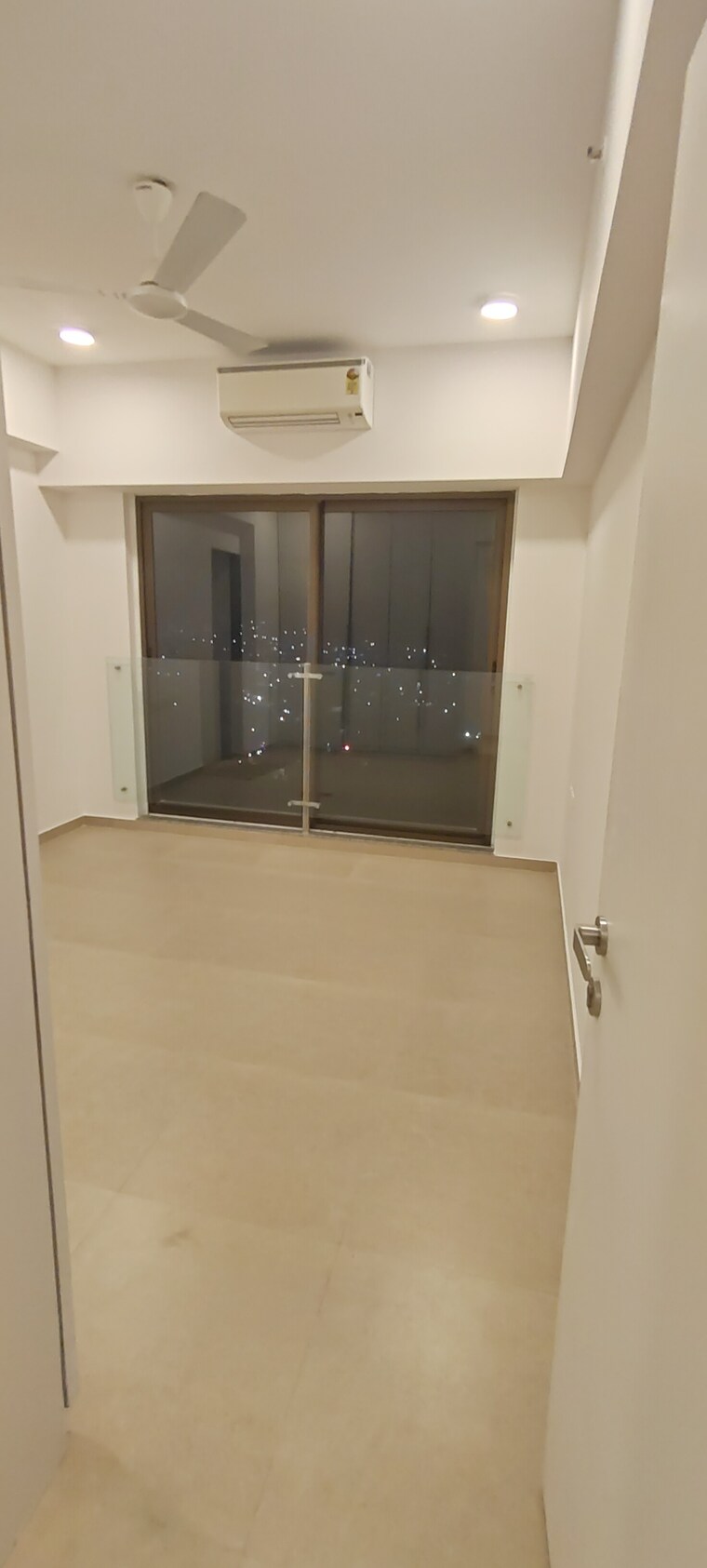 Bedroom, kanakia-silicon-valley 3 Bedroom 986 Sq.Ft. Apartment In Powai Mumbai 9460847