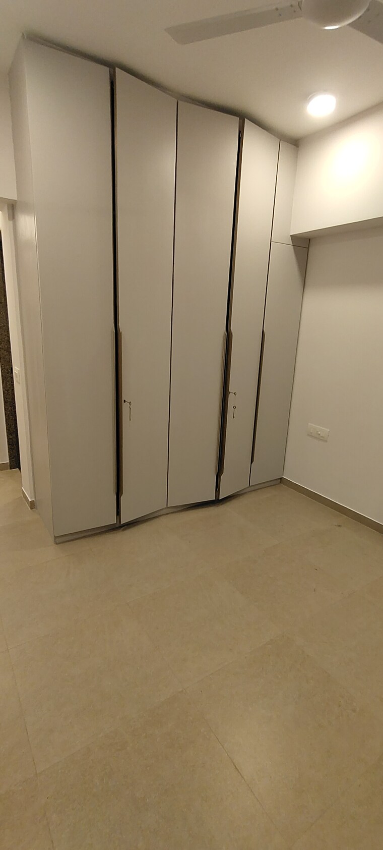 Master Bedroom, kanakia-silicon-valley 3 Bedroom 986 Sq.Ft. Apartment In Powai Mumbai 9460847