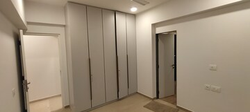 Master Bedroom in 3 BHK Apartment at Kanakia Silicon Valley, Powai – for Rent