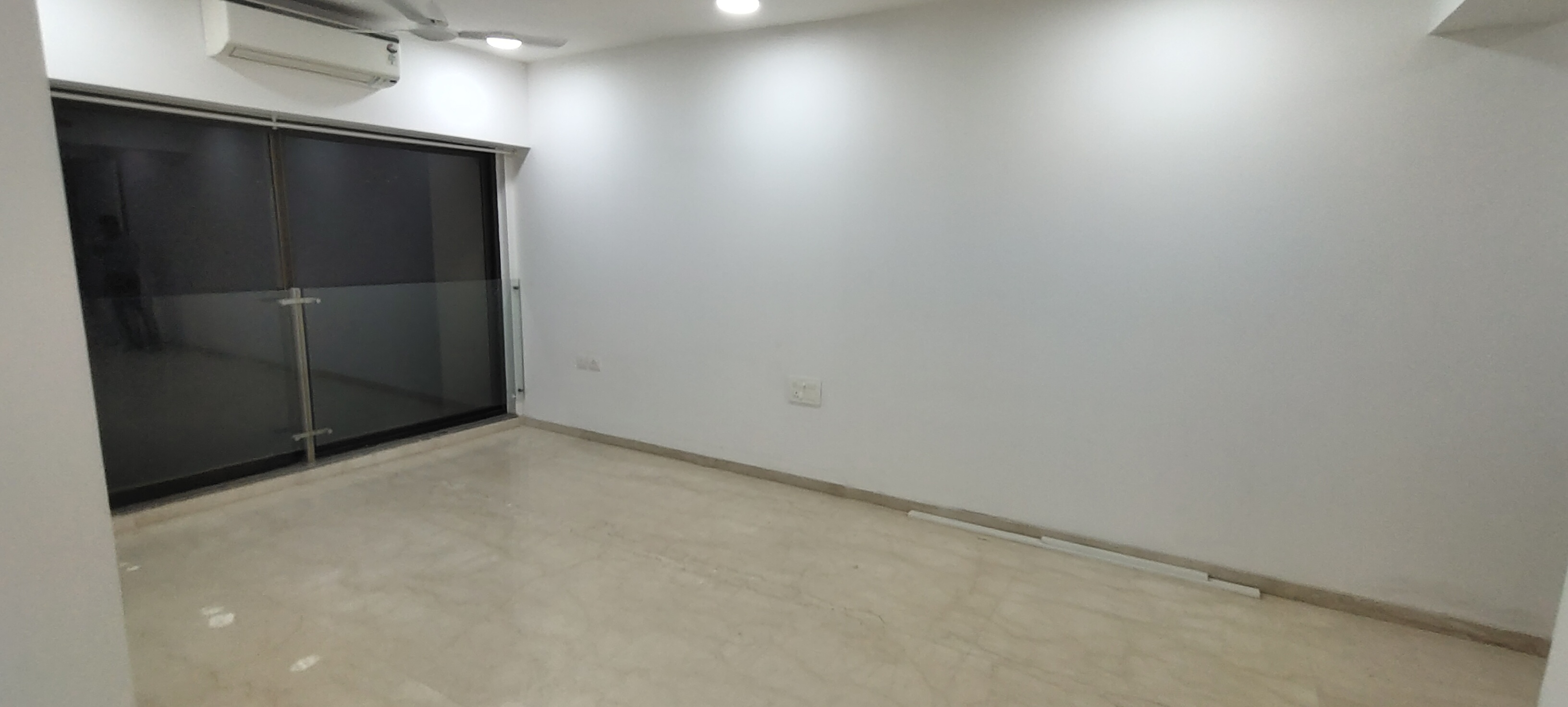 2 BHK Apartment For Rent in Kanakia Silicon Valley