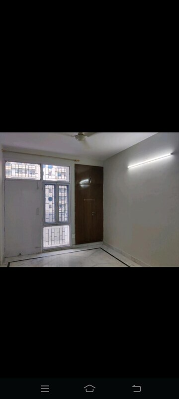 Room in 3 BHK Apartment at Ramprastha Platinum Height, Ramprastha Greens – for Sale