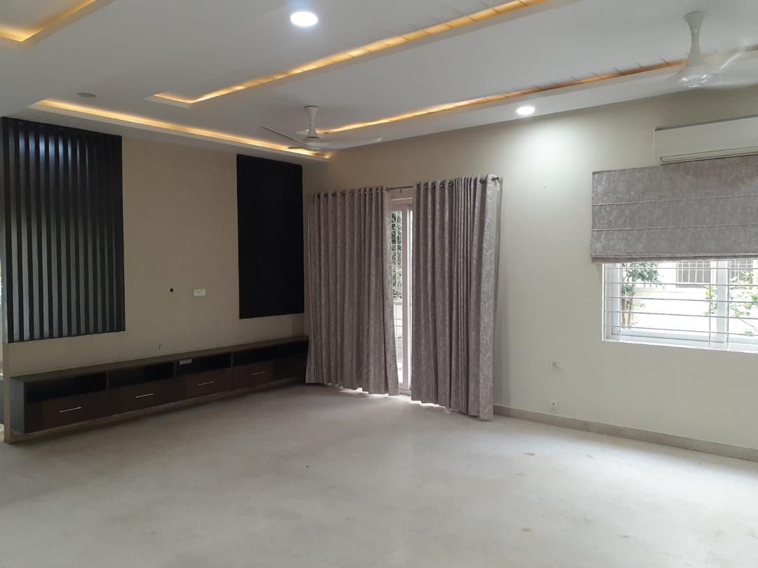 4 BHK + Pooja Room 4200 Sq.Ft. Villa in Mayfair Villas Tellapur