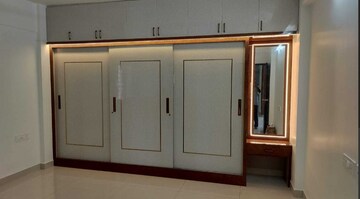 Room in 3 BHK Apartment at Rajapushpa Provincia, Narsingi – for Rent