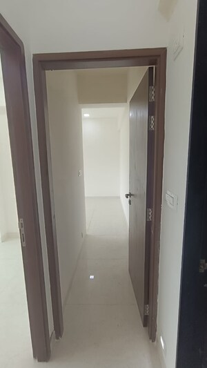 2 BHK Apartment For Rent in Goregaon West