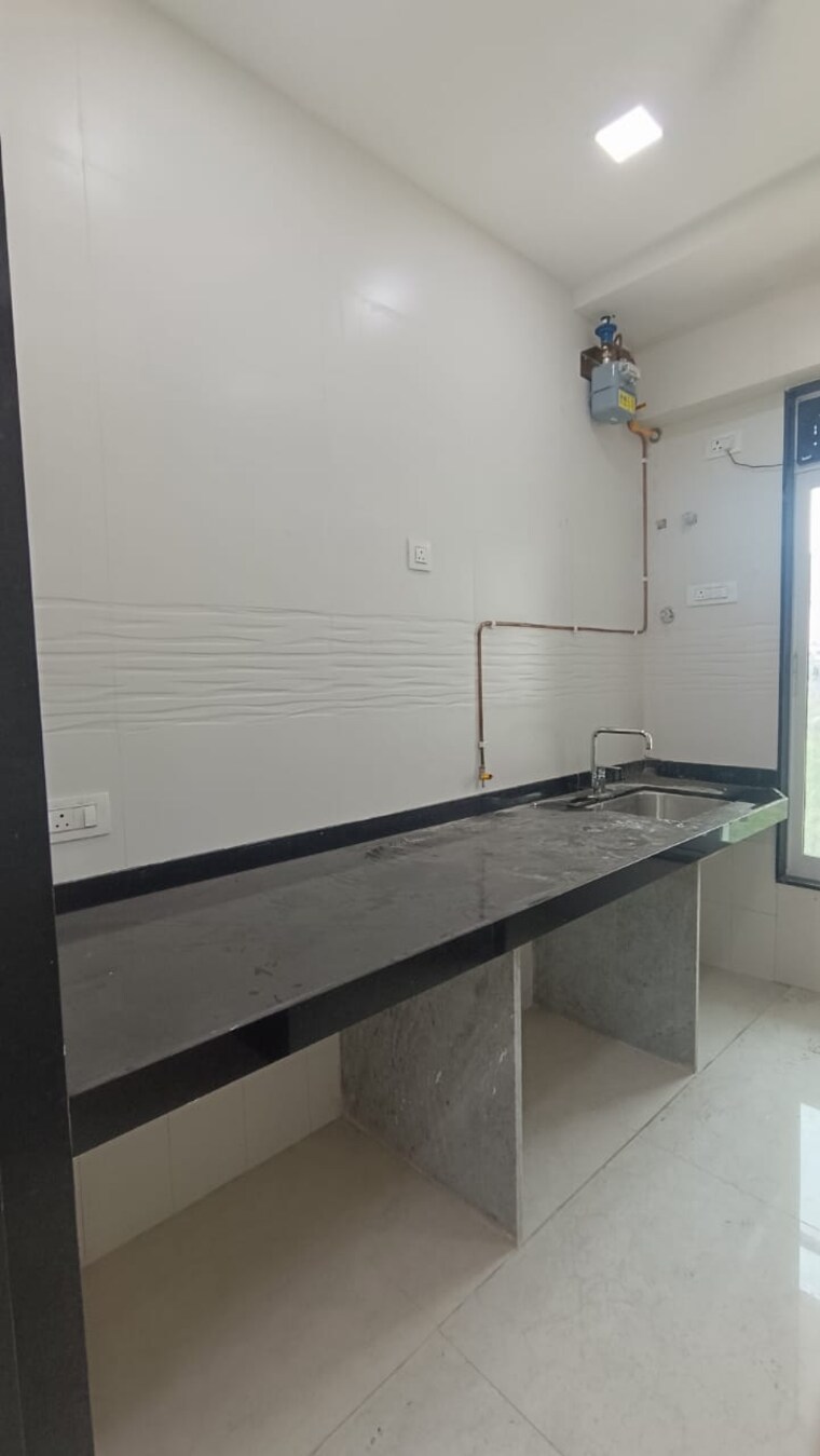 Kitchen, goregaon west 2 Bedroom 796 Sq.Ft. Apartment In Goregaon West Mumbai 9460886
