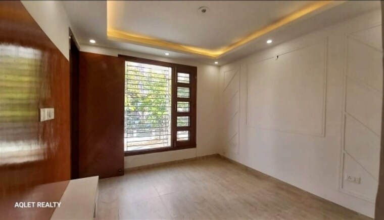 Bedroom, greater kailash i 3 Bedroom 2000 Sq.Ft. Builder Floor In Greater Kailash I Delhi 9460895