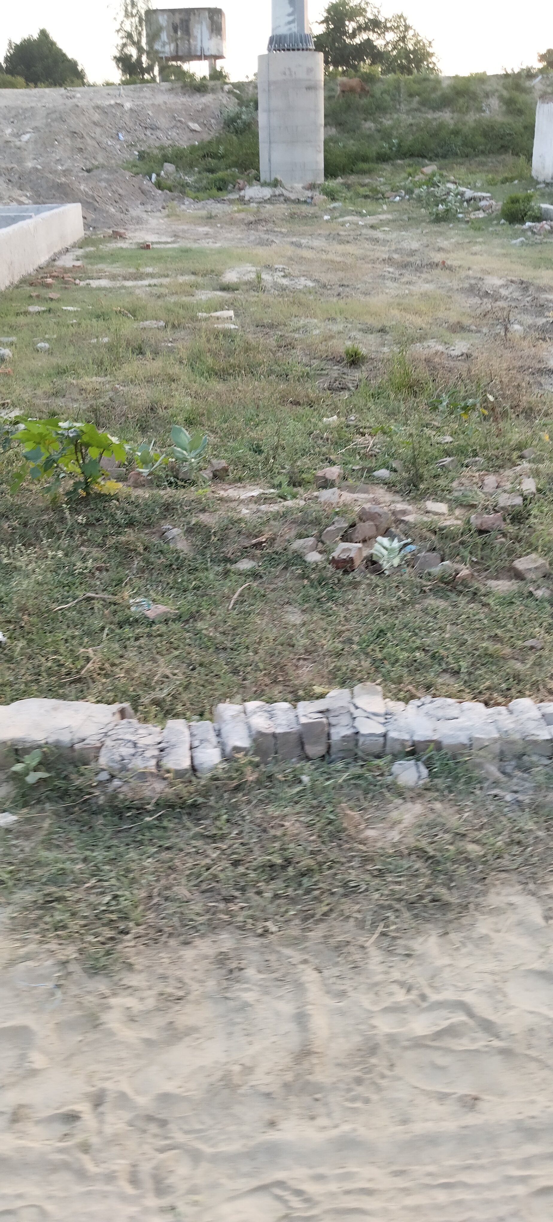 Plot For Sale in Swarnim Vihar