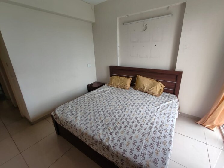 Bedroom, wave-dream-homes 1 Bedroom 580 Sq.Ft. Apartment In Wave City Ghaziabad 9454258