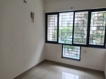 Room in 2.5 BHK Apartment at Nanded Lalit, Sinhagad Road – for Rent
