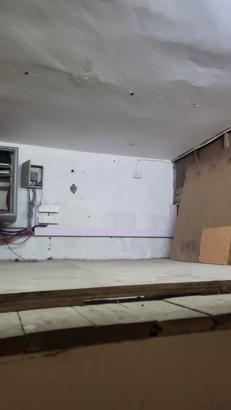 Bathroom, manoj-industrial-estate Commercial Office Space 600 Sq.Ft. In Wadala Mumbai 9460941