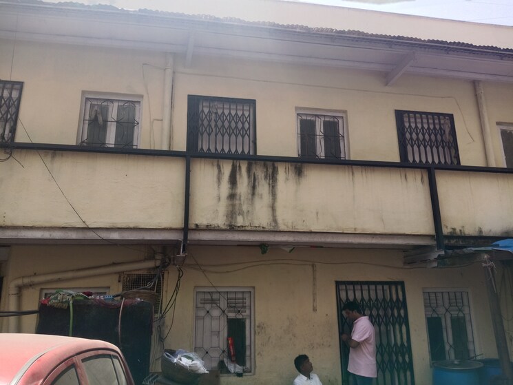 Kitchen, zehra-manzil Commercial Warehouse 1500 Sq.Yd. In Mahim Mumbai 9460951