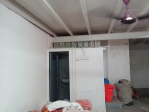  Warehouse For Rent in Zehra Manzil, Mahim