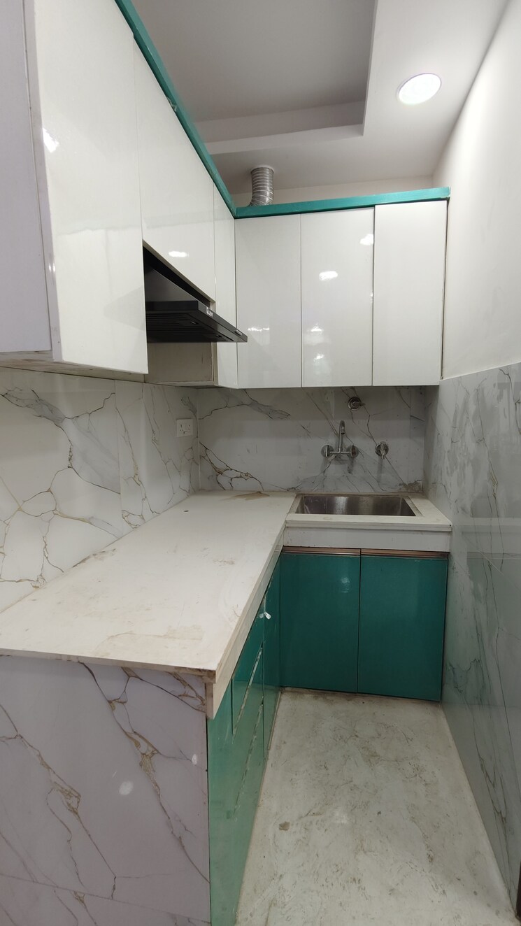 Kitchen, govindpuri 1.5 Bedroom 400 Sq.Ft. Builder Floor In Govindpuri Delhi 9460963