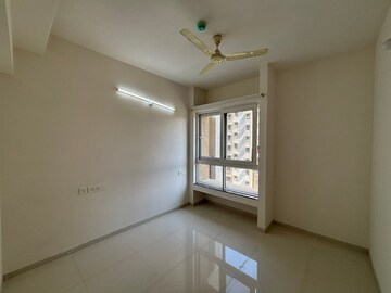 Room in 2 BHK Apartment at Nyati Elysia, Kharadi – for Rent