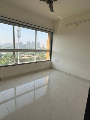 Room in 2 BHK Apartment at Kohinoor Zen Estate, Kharadi – for Rent