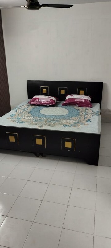 1 RK Villa For Rent in RWA Apartments Sector 50, Sector 50