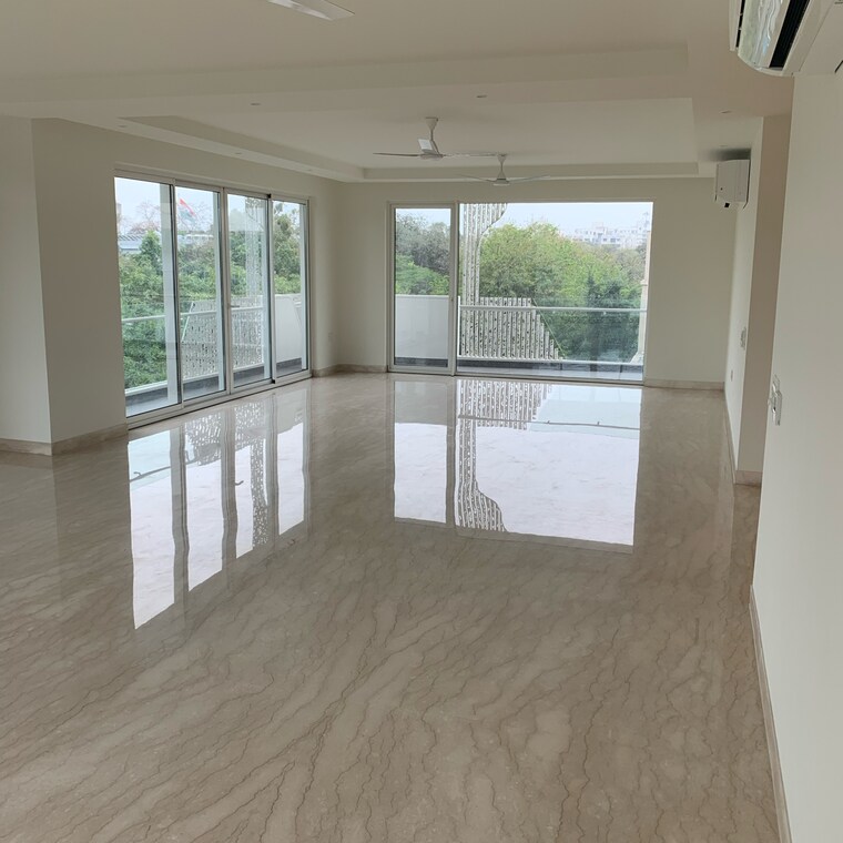 Room, vasant vihar 3 Bedroom 3714 Sq.Ft. Builder Floor In Vasant Vihar Delhi 9461004